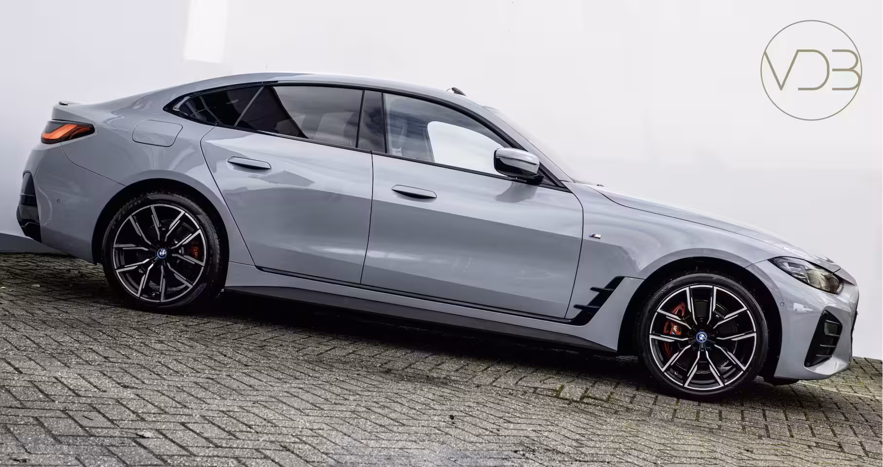 BMW i4 eDrive35 SOH 94% 70kWh M Sport Schuifdak Origineel NL 1e Eigenaar