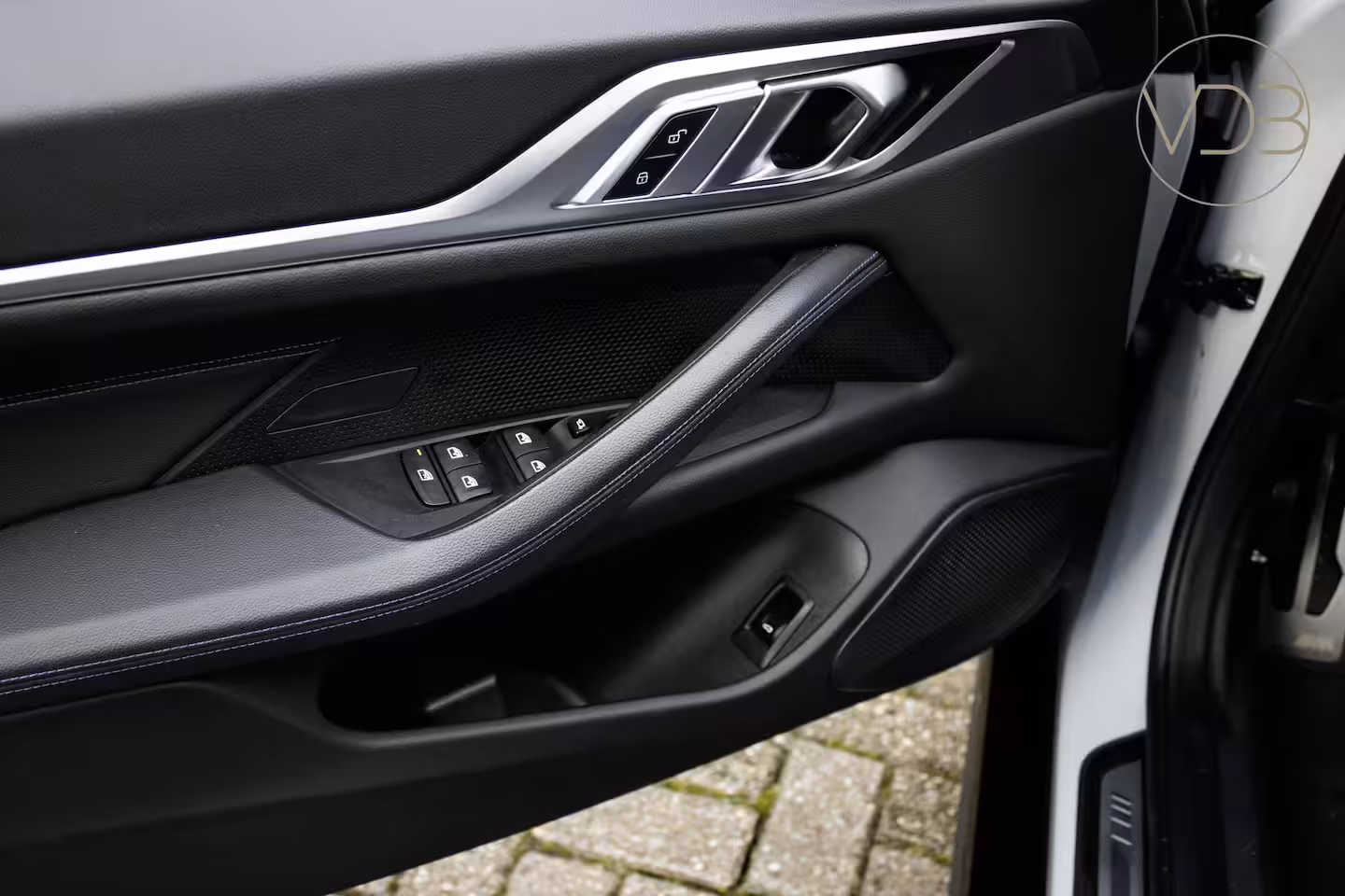 BMW i4 eDrive35 SOH 94% 70kWh M Sport Schuifdak Origineel NL 1e Eigenaar