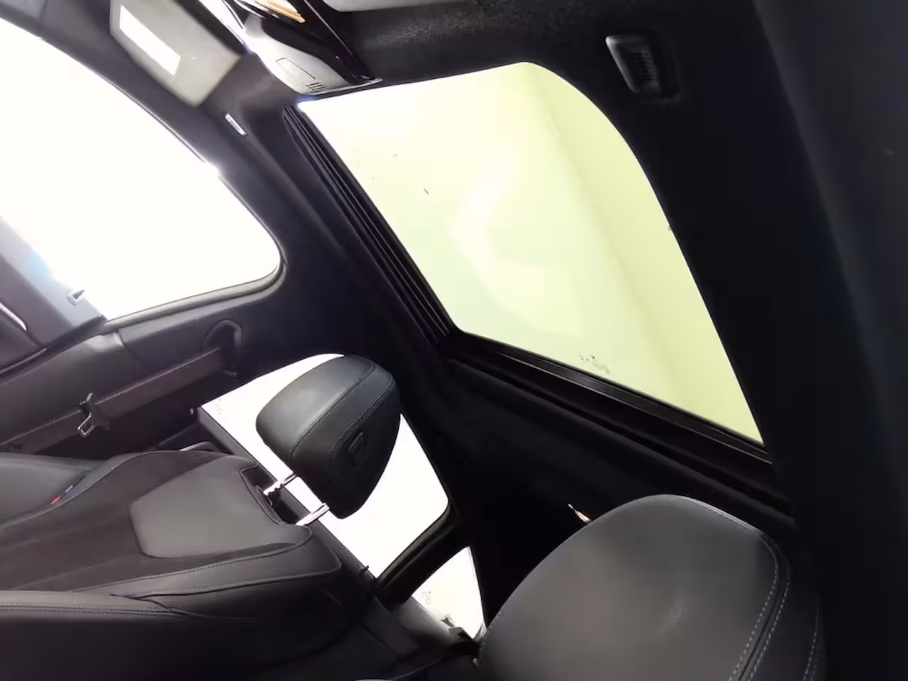BMW i4 eDrive35 SOH 94% 70kWh M Sport Schuifdak Origineel NL 1e Eigenaar