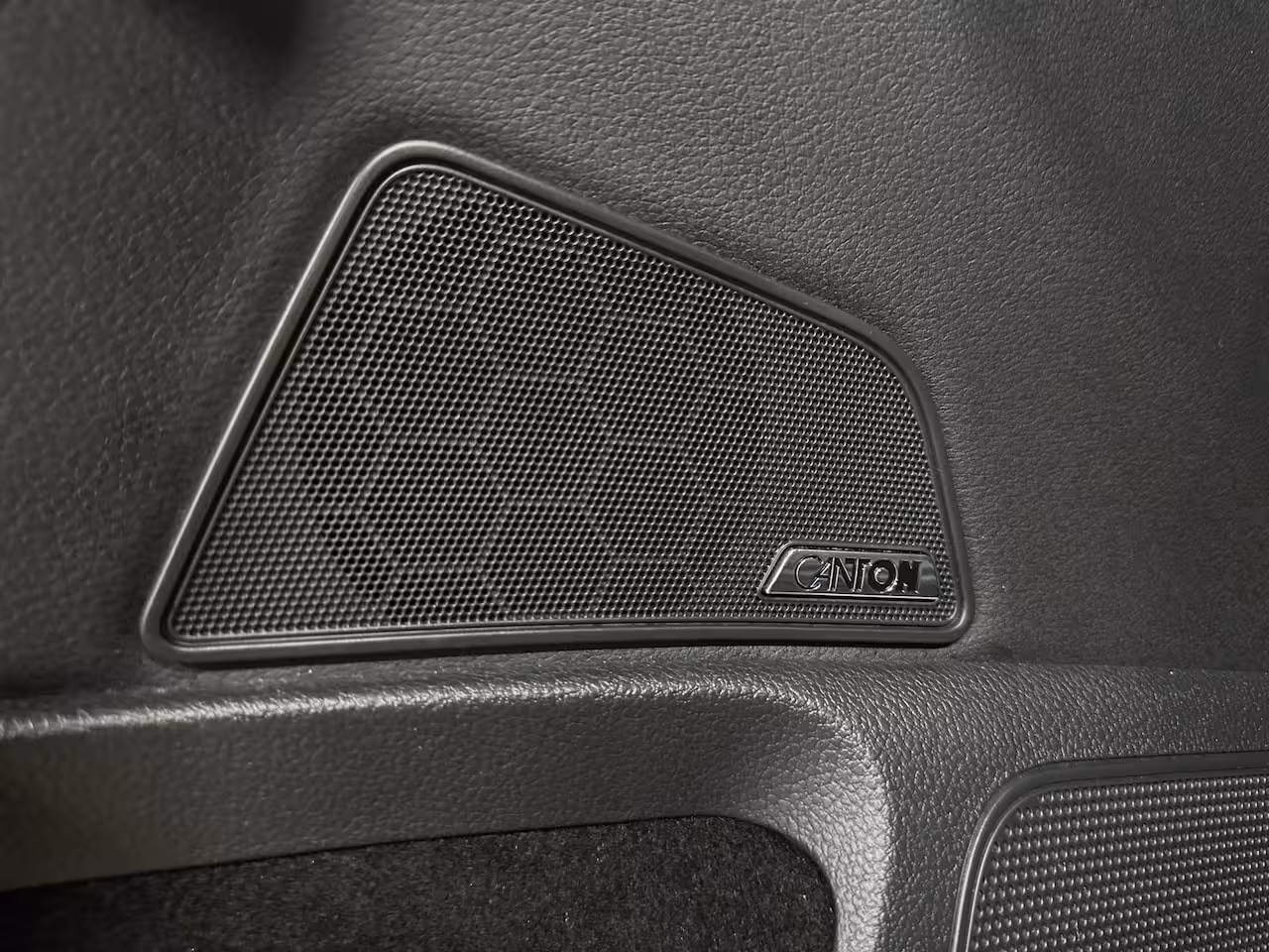 Skoda Superb Combi 1.4 TSI iV Laurin & Klement | Panoramadak | Carplay | Verwarmbare/Ventilatie stoelen | 360