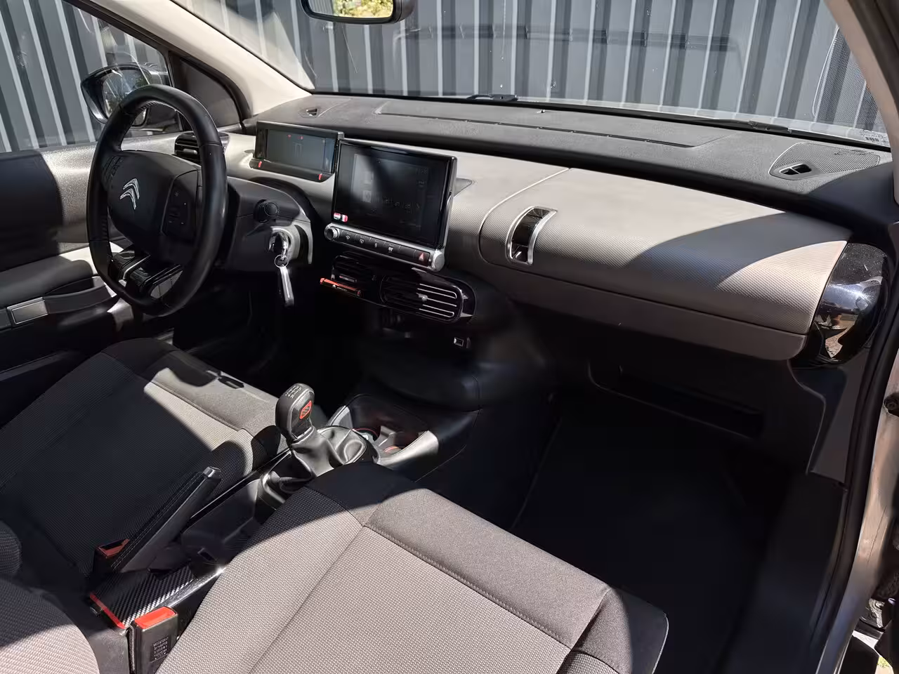 Citroën C4 Cactus 1.2 PureTech 110 pk Business Carplay, Cruise, Sensoren