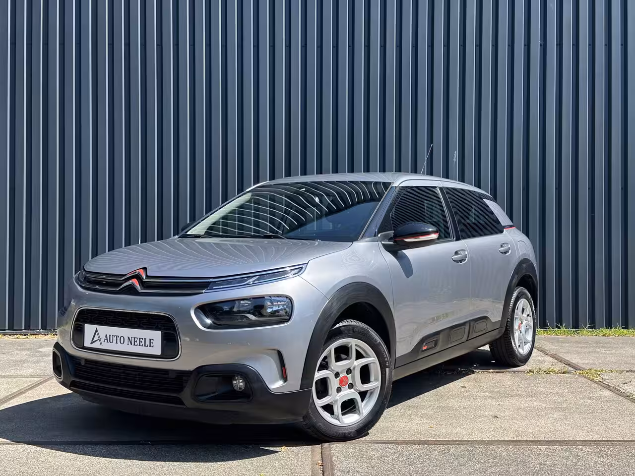 Citroën C4 Cactus 1.2 PureTech 110 pk Business Carplay, Cruise, Sensoren