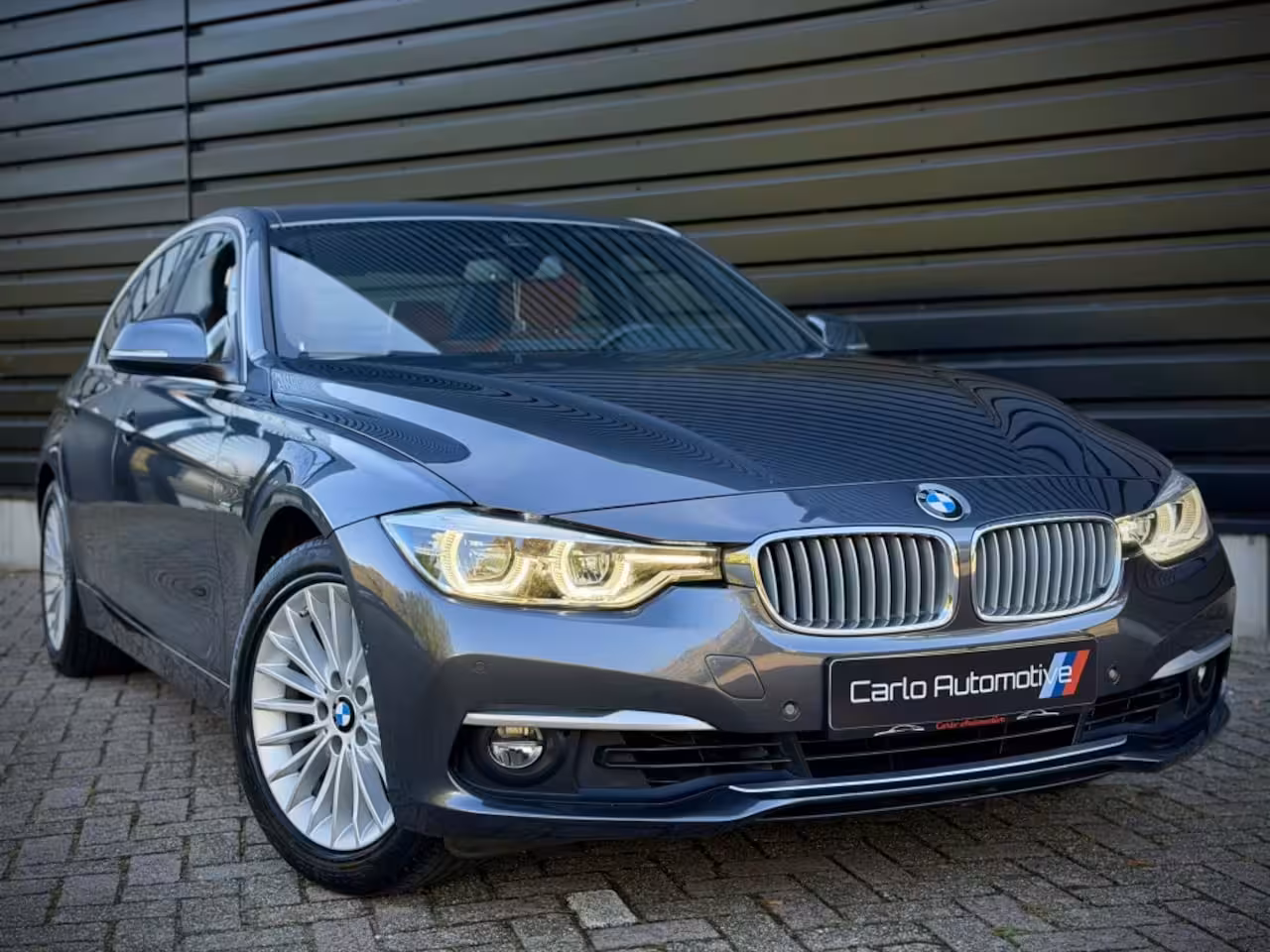 BMW 3-serie 320i INDIVIDUAL VIRTUAL|H/K|360CAM|SPORTLEER