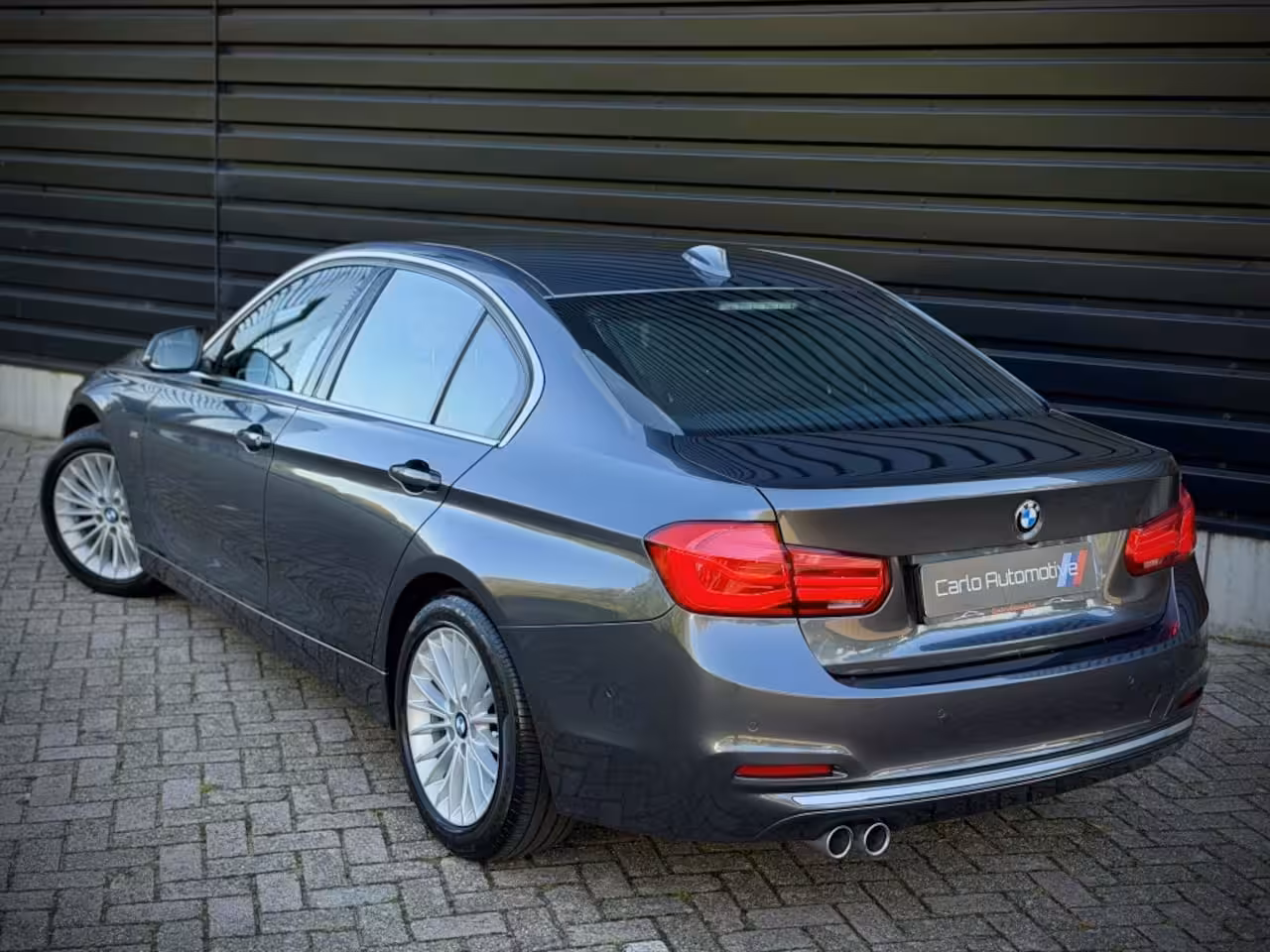 BMW 3-serie 320i INDIVIDUAL VIRTUAL|H/K|360CAM|SPORTLEER