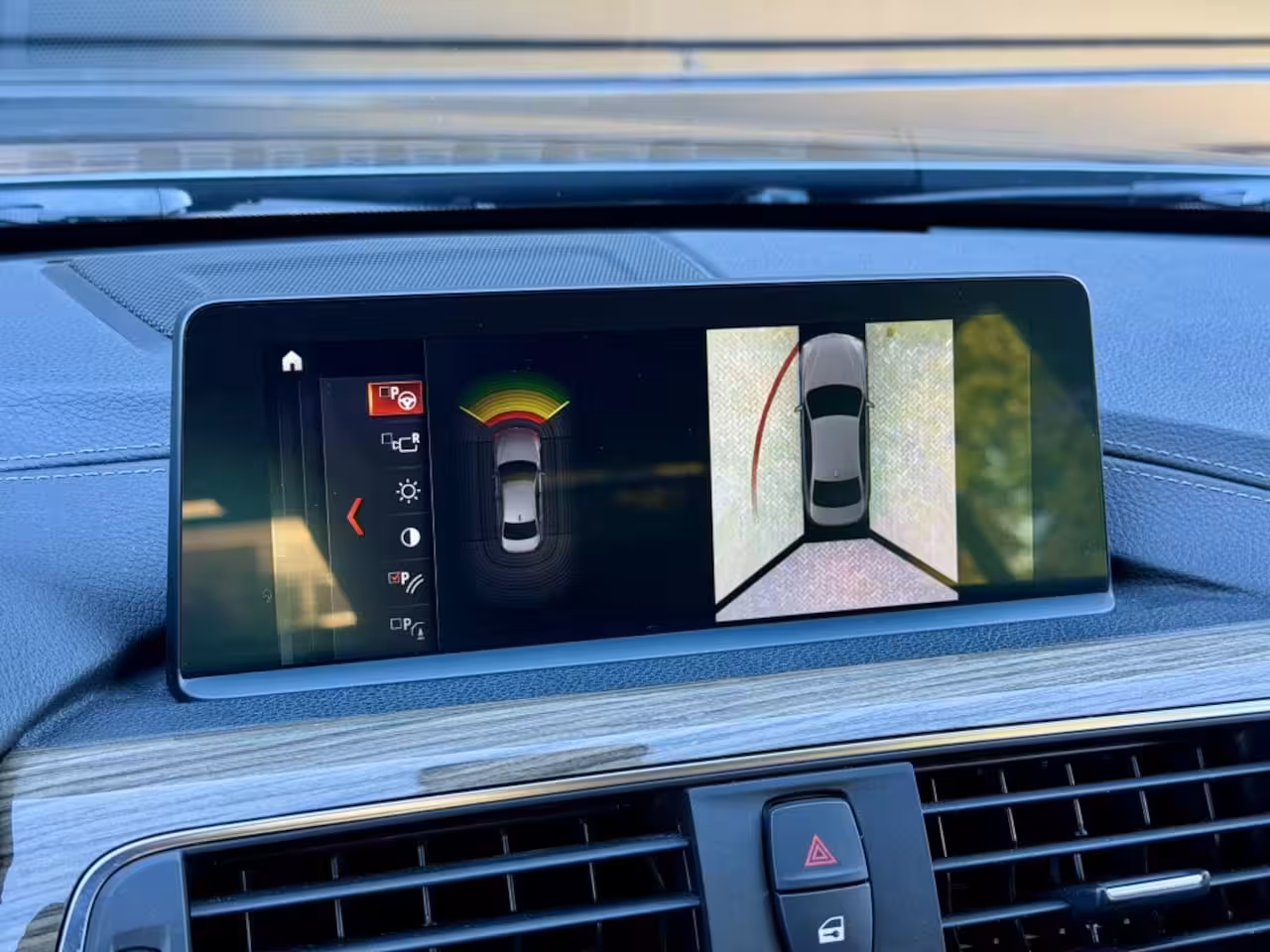 BMW 3-serie 320i INDIVIDUAL VIRTUAL|H/K|360CAM|SPORTLEER