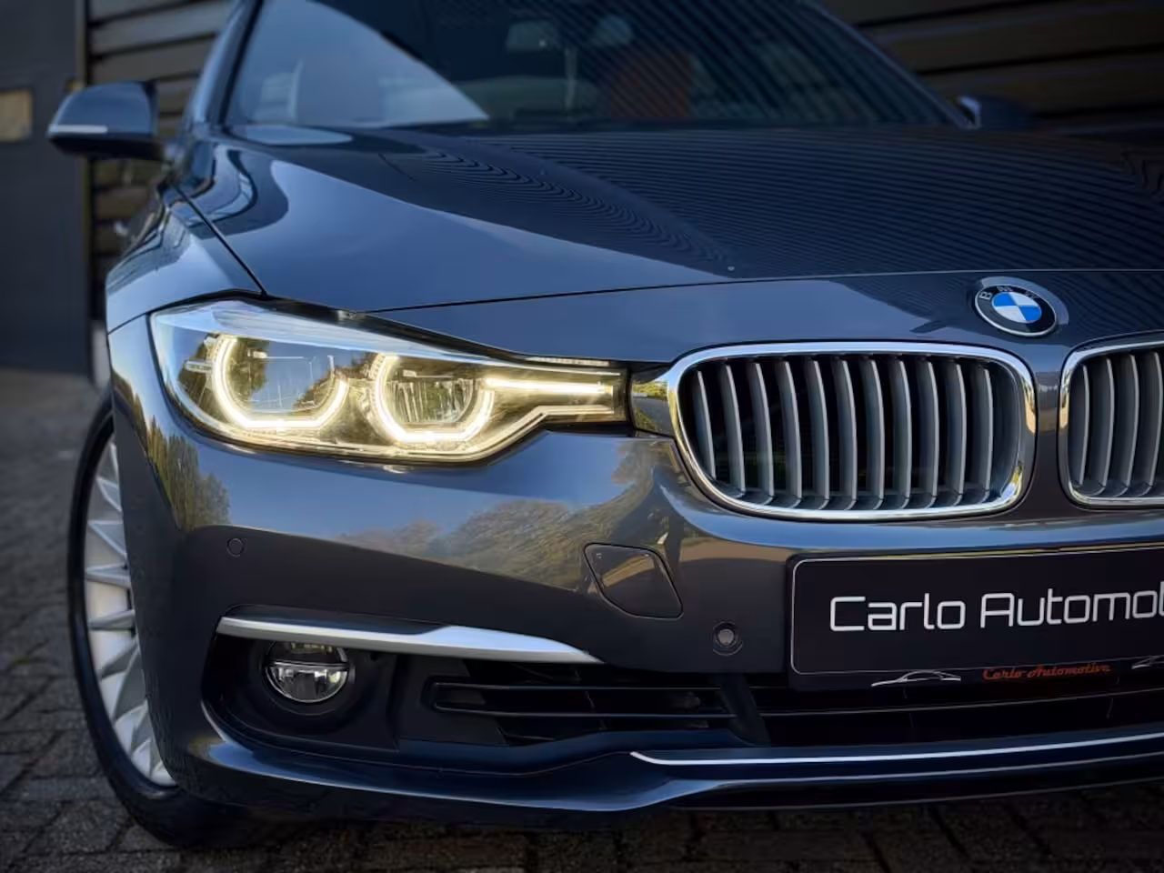 BMW 3-serie 320i INDIVIDUAL VIRTUAL|H/K|360CAM|SPORTLEER