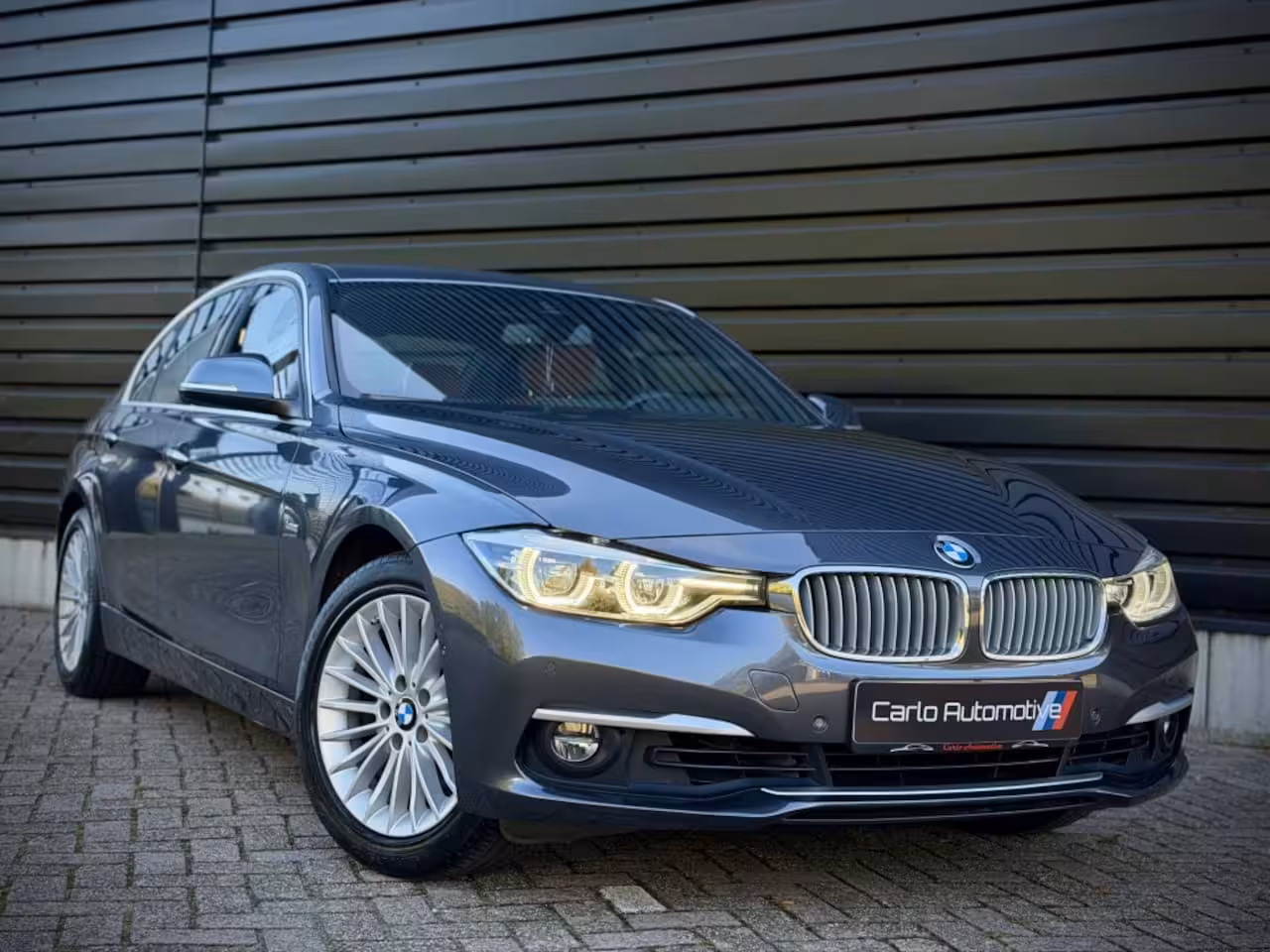 BMW 3-serie 320i INDIVIDUAL VIRTUAL|H/K|360CAM|SPORTLEER