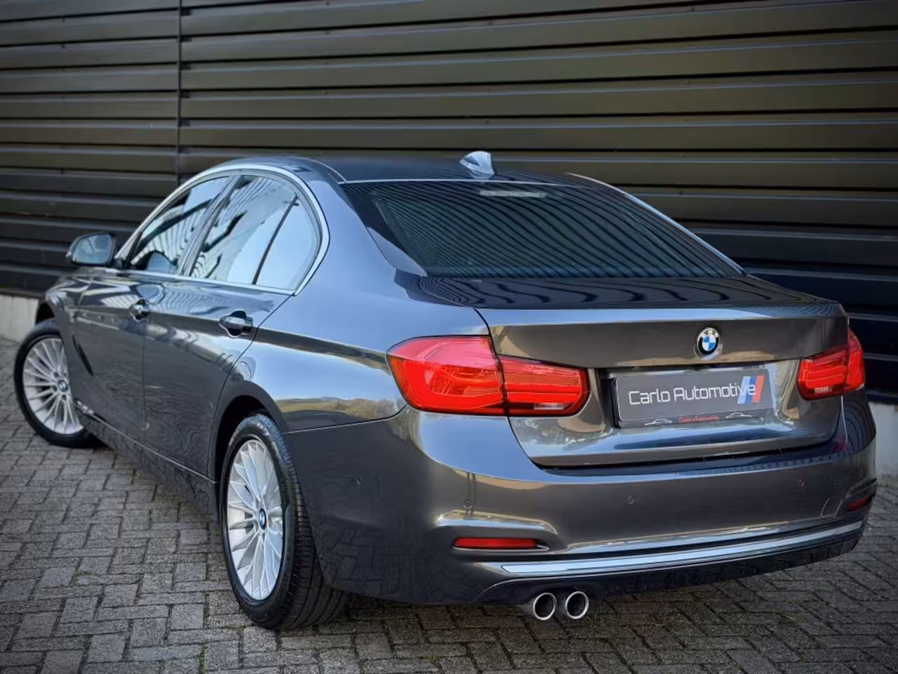 BMW 3-serie 320i INDIVIDUAL VIRTUAL|H/K|360CAM|SPORTLEER