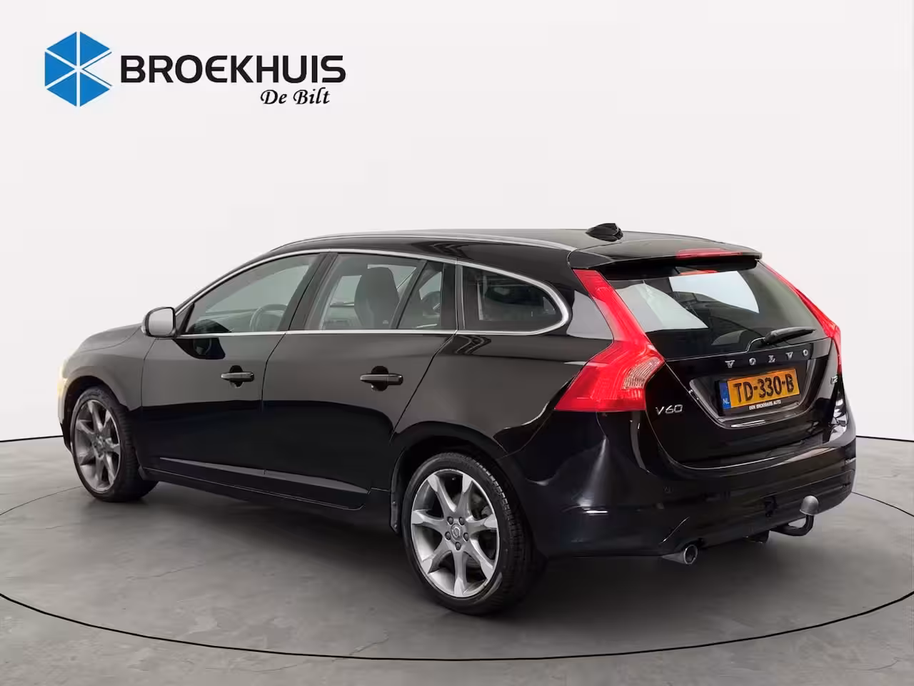 Volvo V60 2.0 D2 Kinetic | STOEL + STUURVERWARMING | CRUISE | PARK SENS | ELEKTR. KOFFERBAK | NAVI |