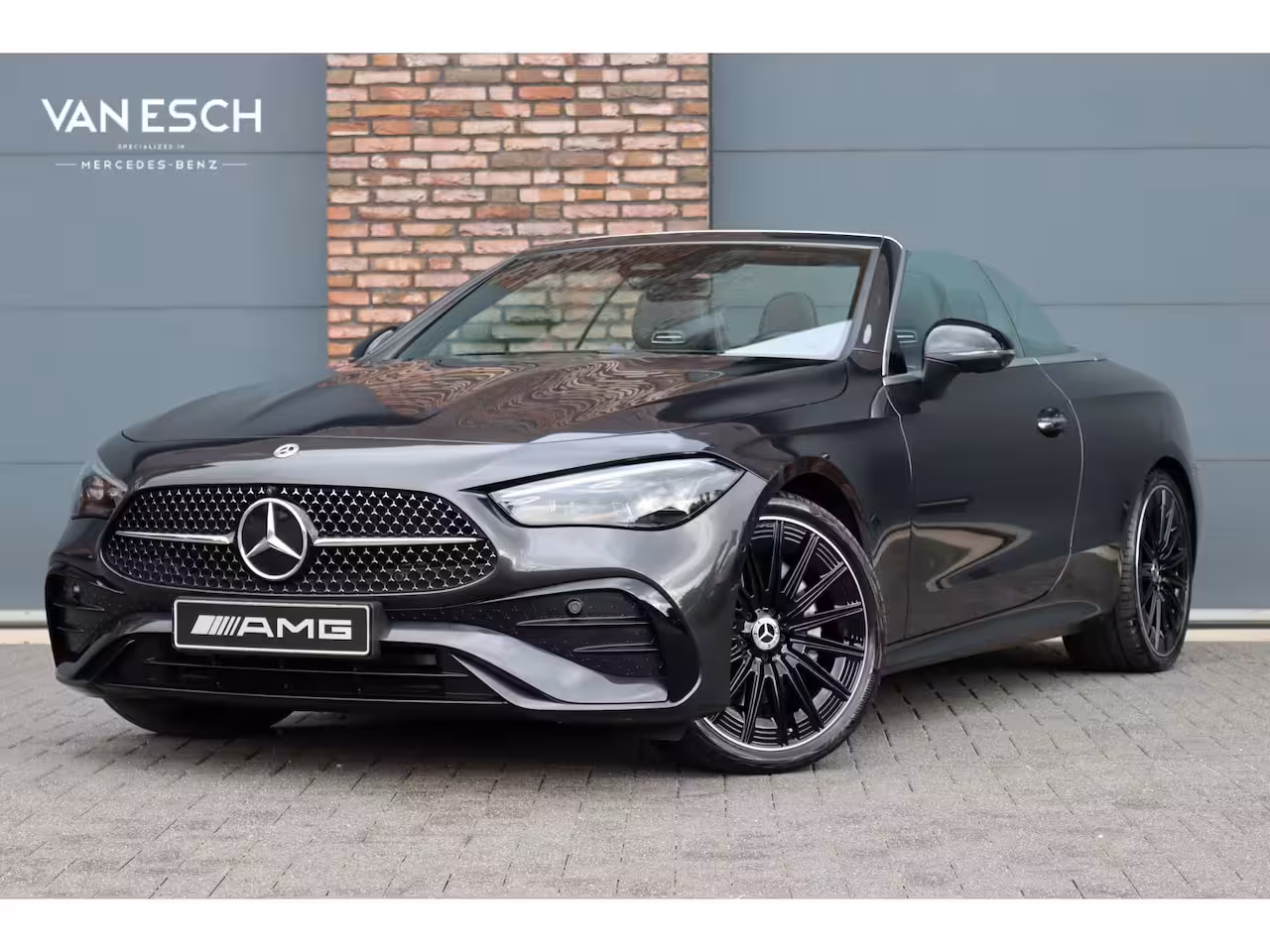 Mercedes-Benz CLE Cabriolet 200 AMG Line | Distronic | Airscarf | Memory | Burmester | Keyless Go | Cabriocomfortpakke