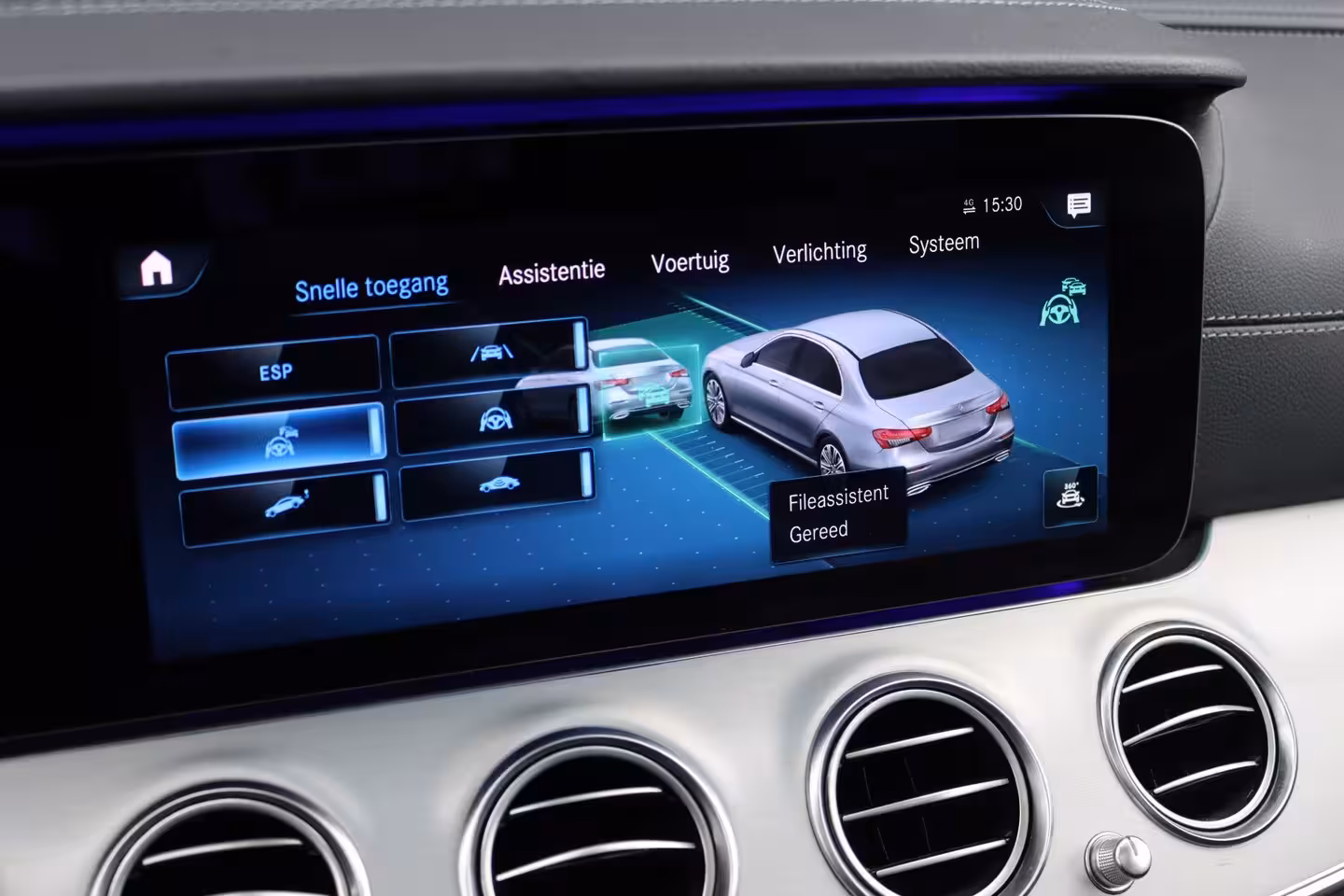 Mercedes-Benz E-klasse 200 AMG Line | Panoramadak | Distronic+ | Burmester | Parfumering | Memory | Sfeerverlicht