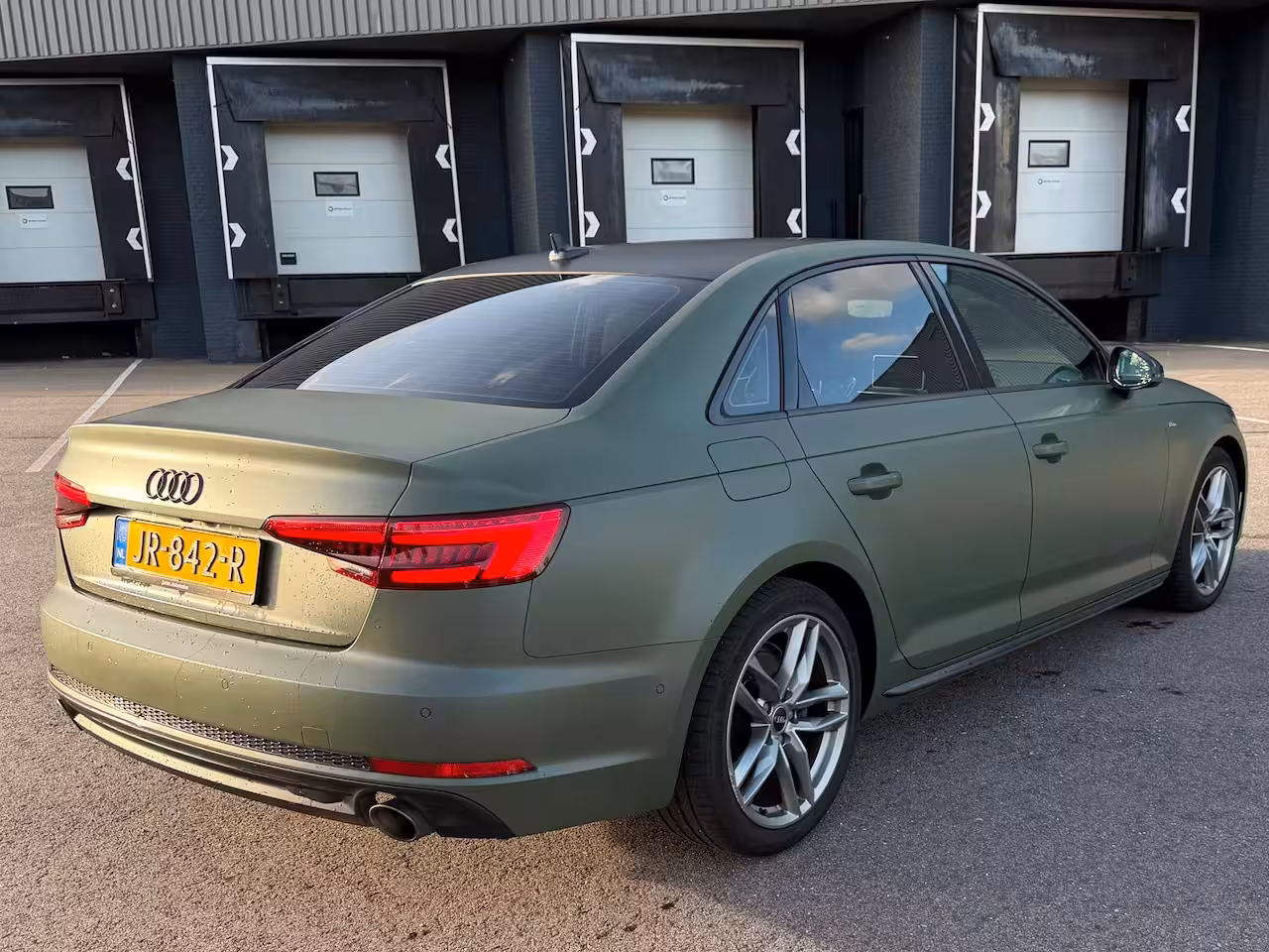 Audi A4 Limousine 2.0 TFSI ultra Sport S-LINE 245PK DIGITALDASH/360CAMERA/KEYLES