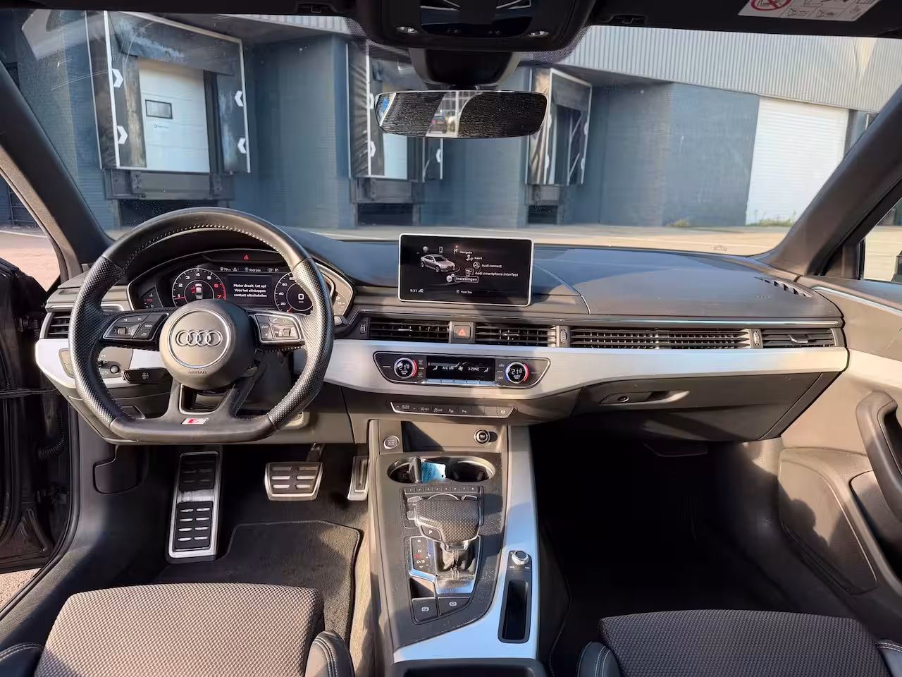 Audi A4 Limousine 2.0 TFSI ultra Sport S-LINE 245PK DIGITALDASH/360CAMERA/KEYLES