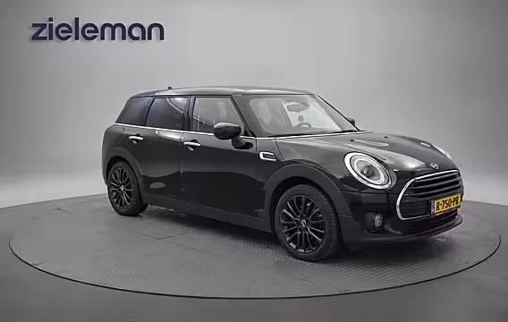 Mini Clubman 1.5 Business Edition Automaat - Carplay, Navi, Cruise, Clima