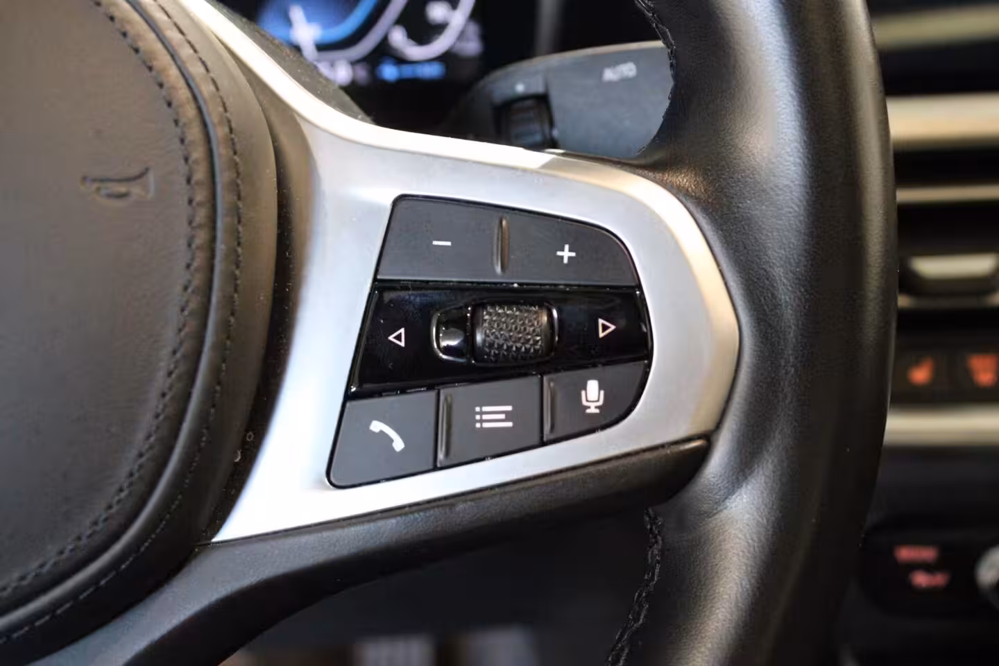 BMW 3-serie 320e High Executive | M Sport | CAMERA | PANO |