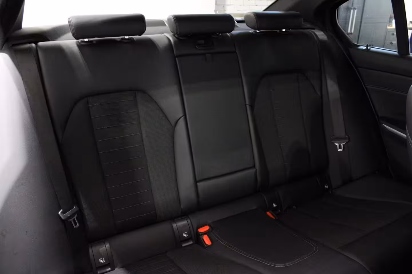 BMW 3-serie 320e High Executive | M Sport | CAMERA | PANO |