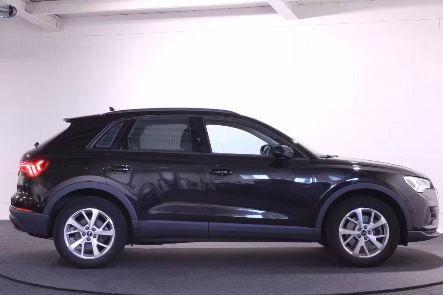 Audi Q3 45 TFSIe | PANO | Apple CarPlay | CAMERA | TRKHAAK