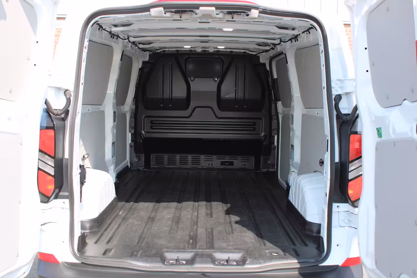 Ford Transit Custom 300 2.0 TDCI L2H1 136PK Trend |CAMERA|CRUISE|CARPLAY|KUNSTLEDER|