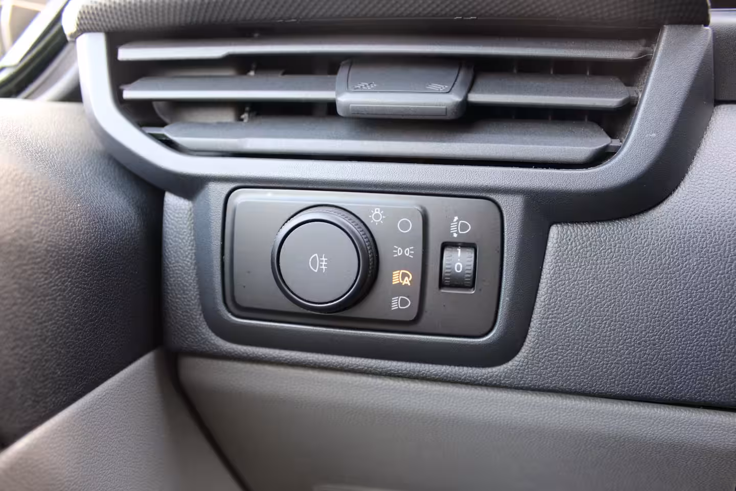 Ford Transit Custom 300 2.0 TDCI L2H1 136PK Trend |CAMERA|CRUISE|CARPLAY|KUNSTLEDER|
