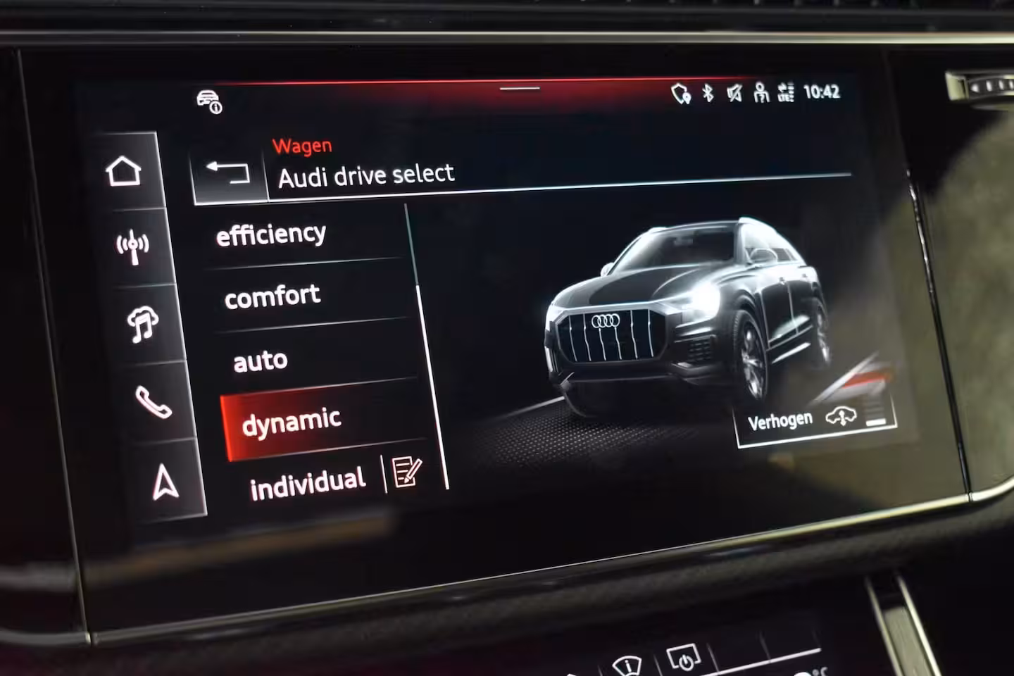 Audi Q8 60 TFSI e Quattro S-Line Competition 490pk | AKRAPOVIC | ACHTERASBESTURING