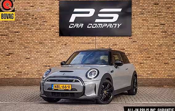 Mini Electric Classic Trim 33 kWh, SOH 94%, Pano, Leder, H&K