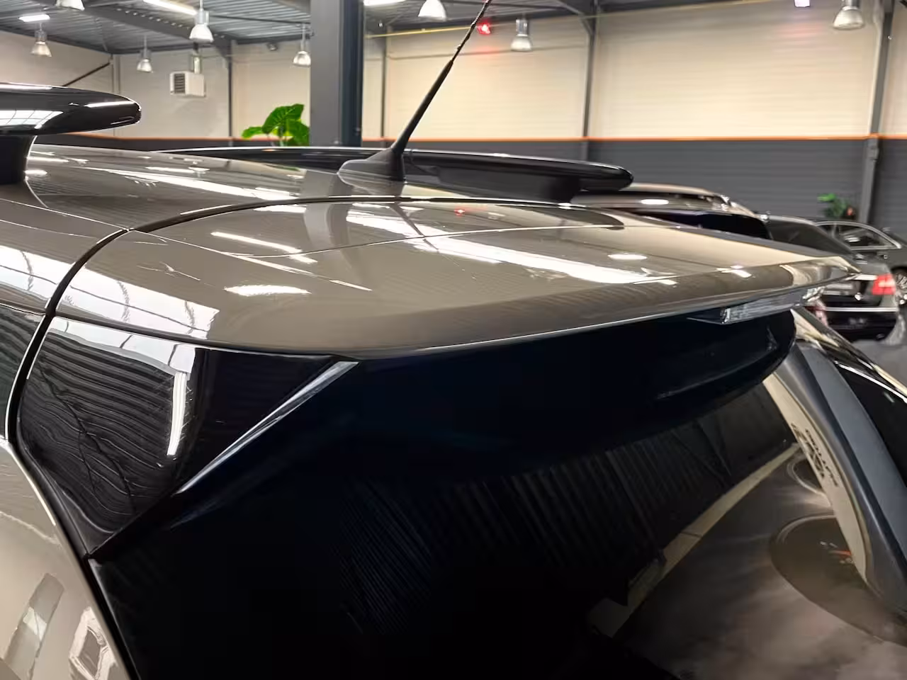 Citroën C4 Cactus 1.2 VTi Shine AIRCO NAVI CAMERA NAP CRUISECONTROL