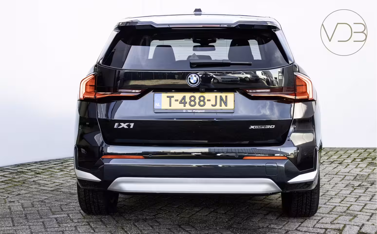 BMW iX1 xDrive30 SOH 93% Launch Edition 67 kWh Origineel NL