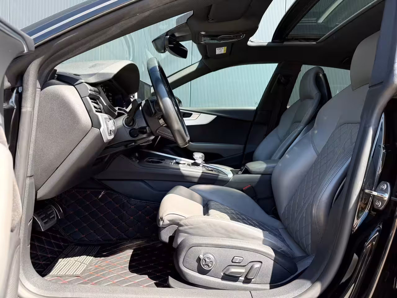 Audi A5 Sportback 3.0 TFSI S5 quattro RS stolen / pano / massage
