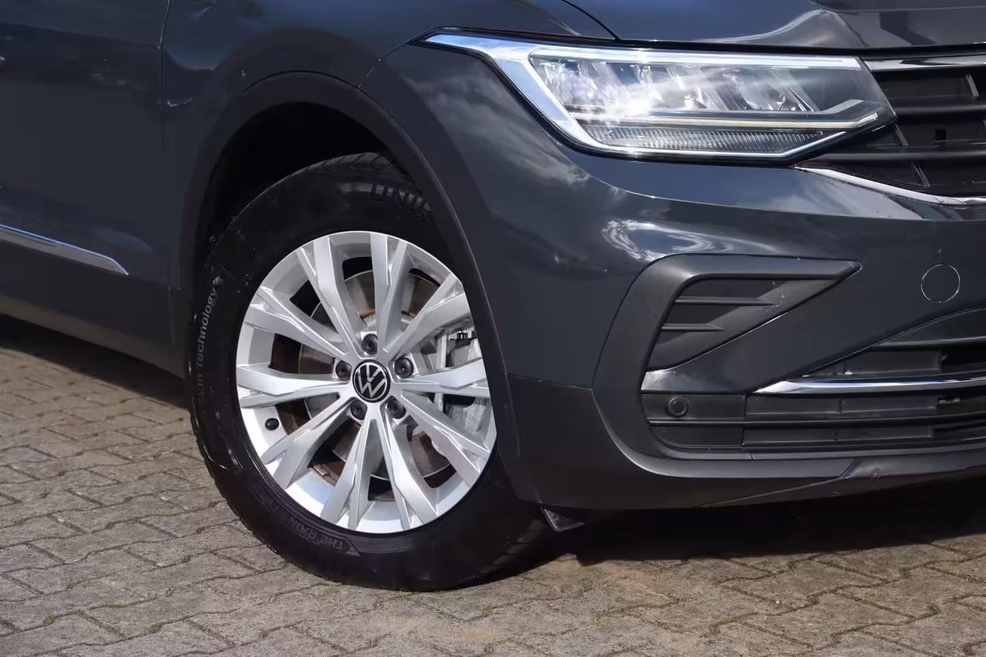 Volkswagen Tiguan 1.4 TSI eHybrid Life | ACC | Virtual Cockpit | LED |