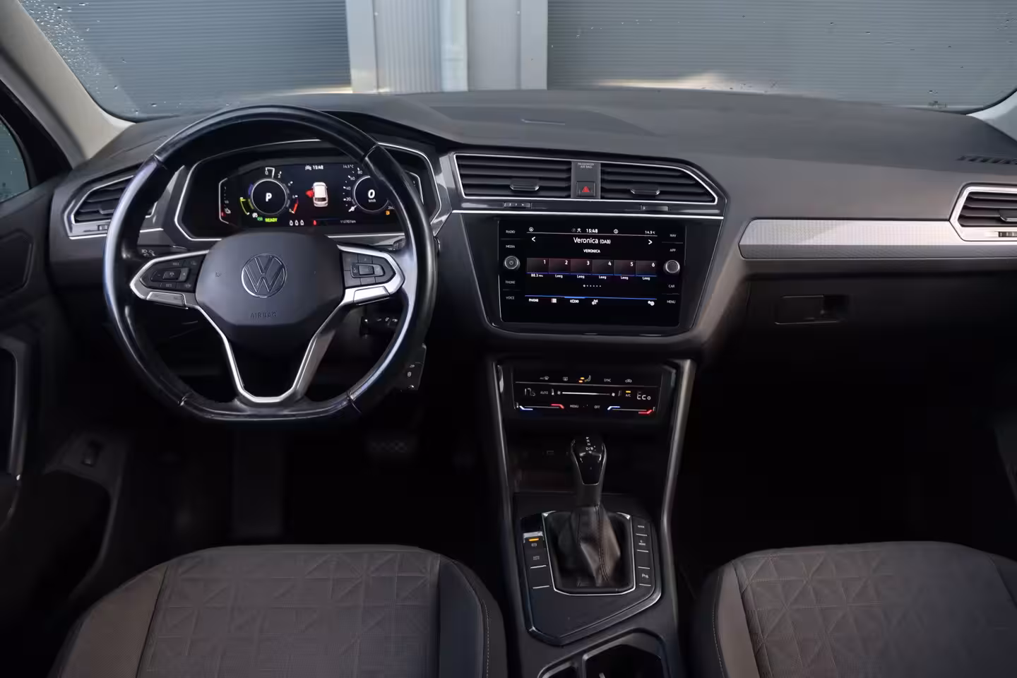 Volkswagen Tiguan 1.4 TSI eHybrid Life | ACC | Virtual Cockpit | LED |
