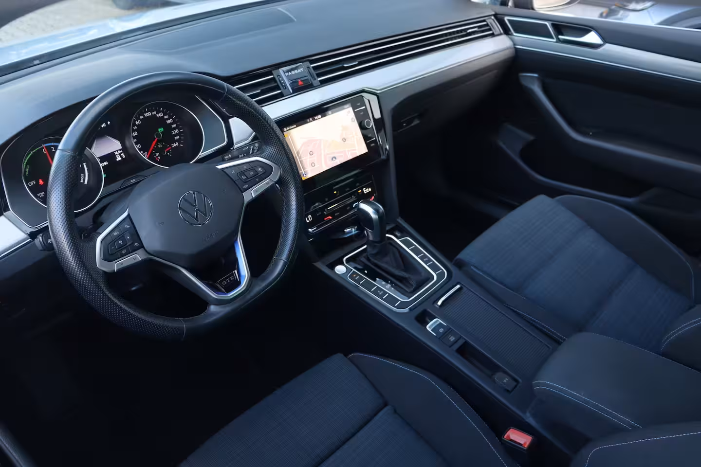 Volkswagen Passat Variant 1.4 TSI PHEV GTE Business | Matrix | Camera | ACC |