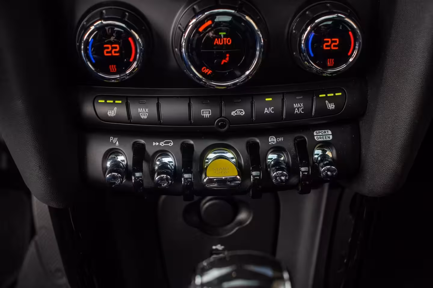 Mini Electric Classic Trim 33 kWh, SOH 94%, Pano, Leder, H&K