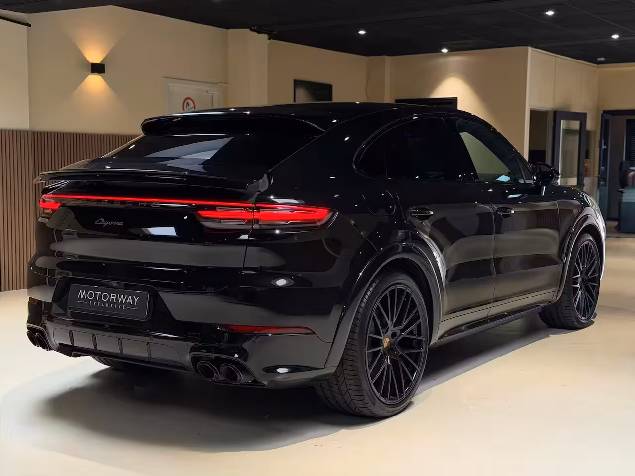 Porsche Cayenne Coupé 3.0 E-Hybrid|Pano|360|HUD|BOSE|Memory|
