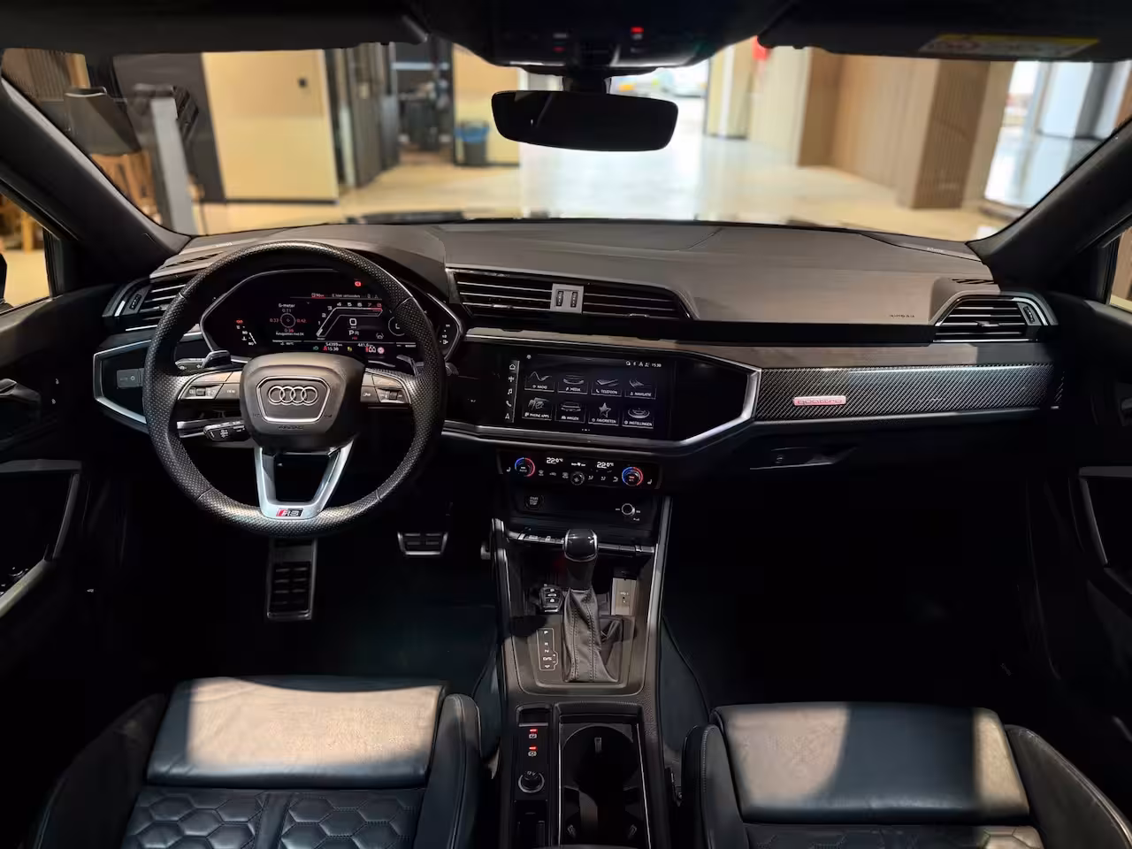 Audi RSQ3 Sportback 2.5 TFSI|Pano|RS Seats|Camera|Sonos|Matrix|Trekhaak