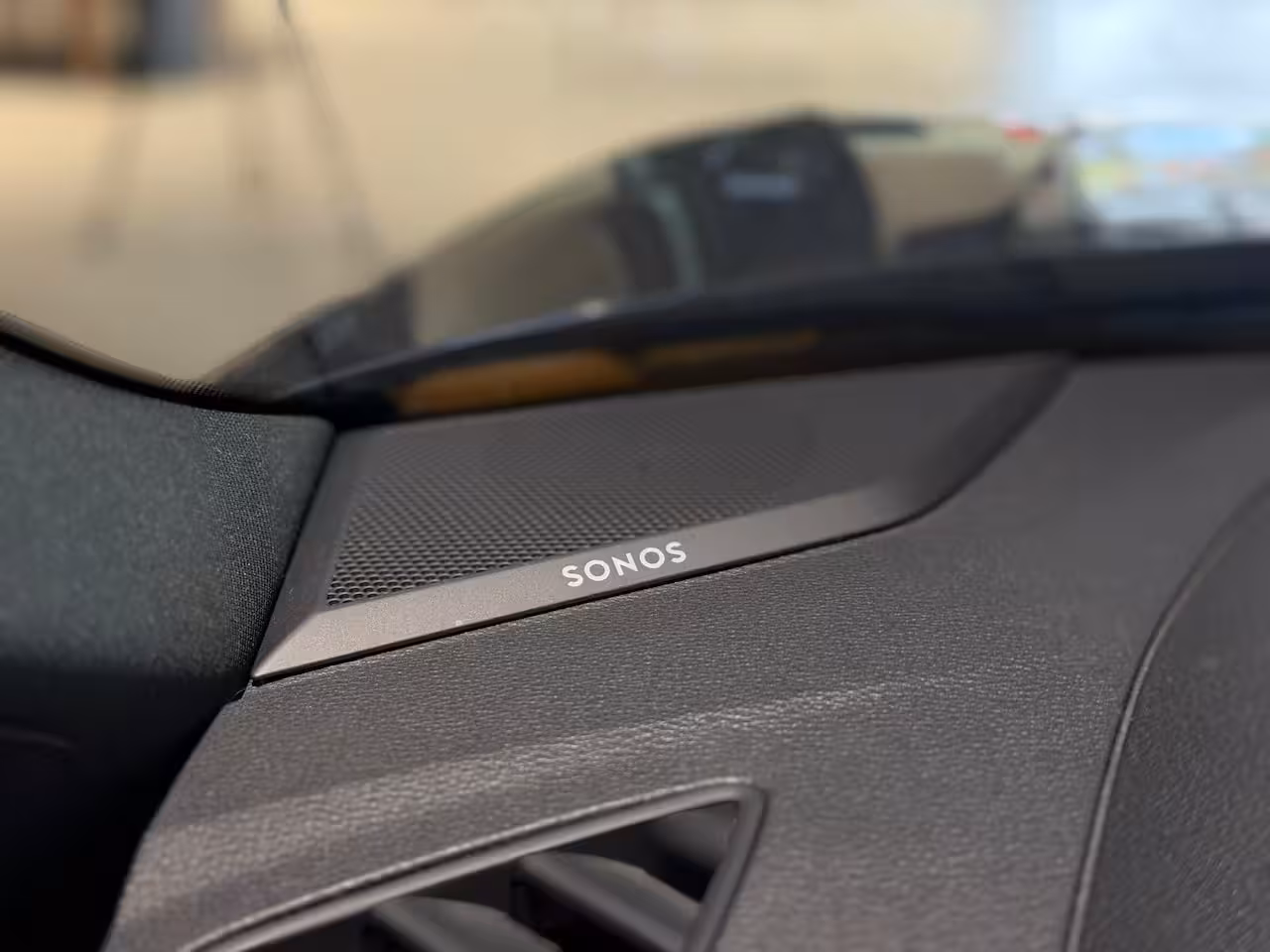 Audi RSQ3 Sportback 2.5 TFSI|Pano|RS Seats|Camera|Sonos|Matrix|Trekhaak
