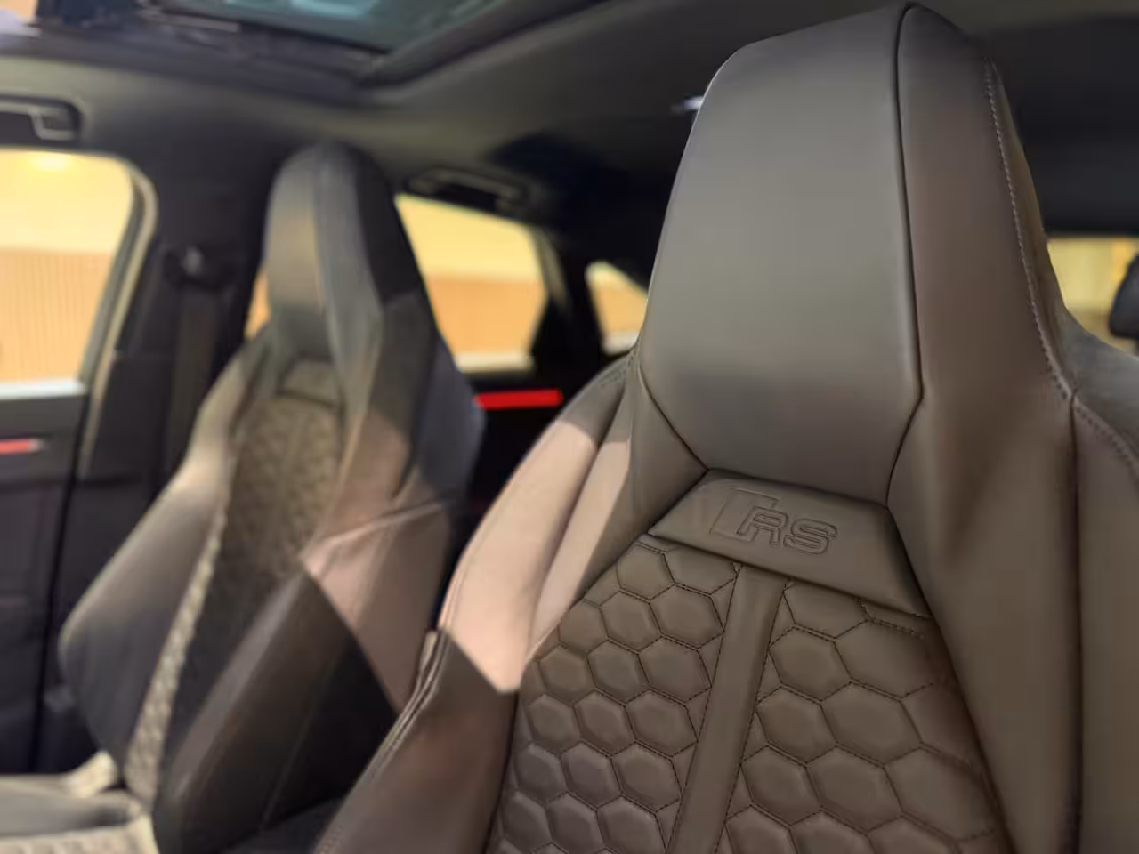 Audi RSQ3 Sportback 2.5 TFSI|Pano|RS Seats|Camera|Sonos|Matrix|Trekhaak