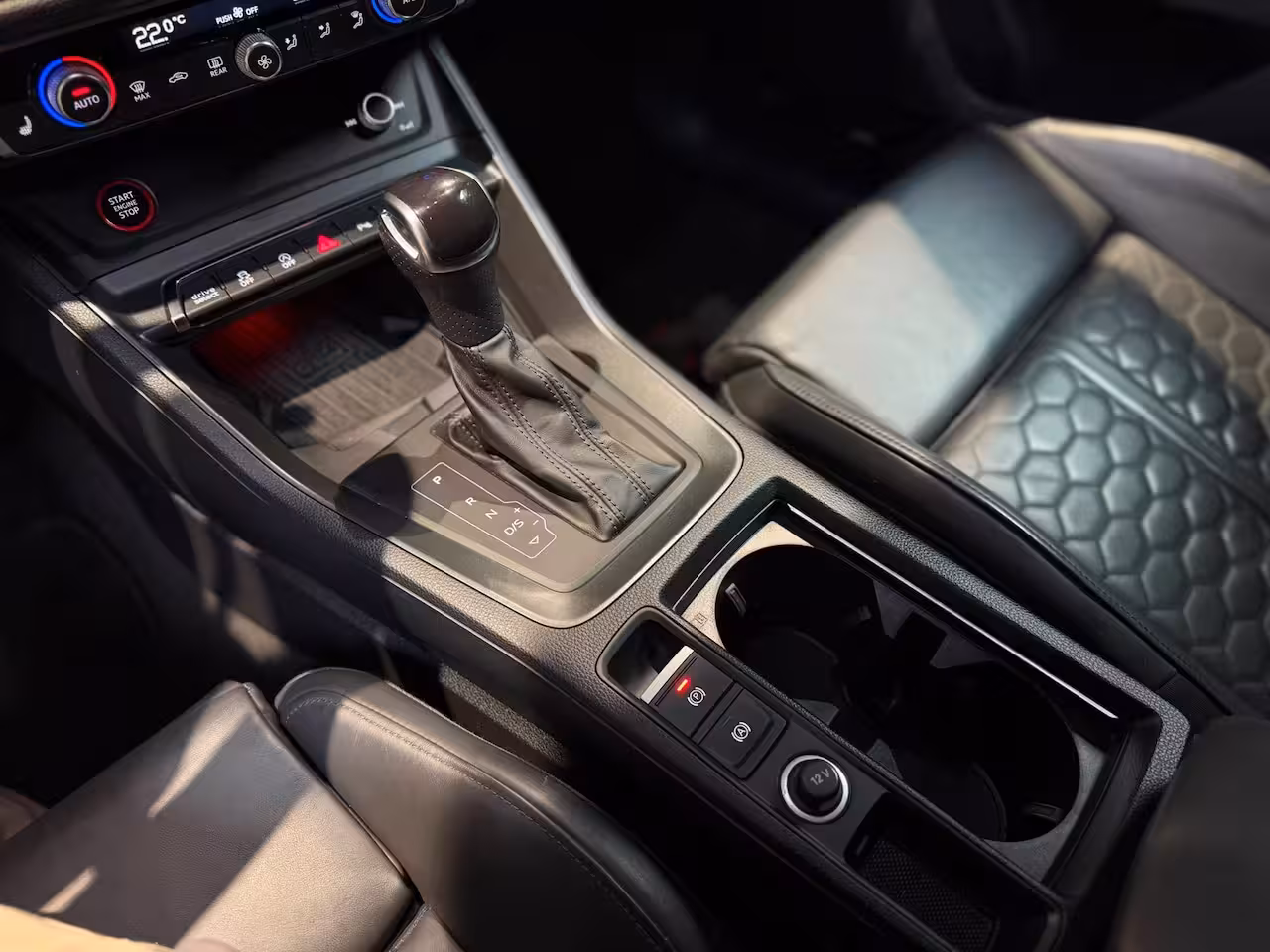 Audi RSQ3 Sportback 2.5 TFSI|Pano|RS Seats|Camera|Sonos|Matrix|Trekhaak