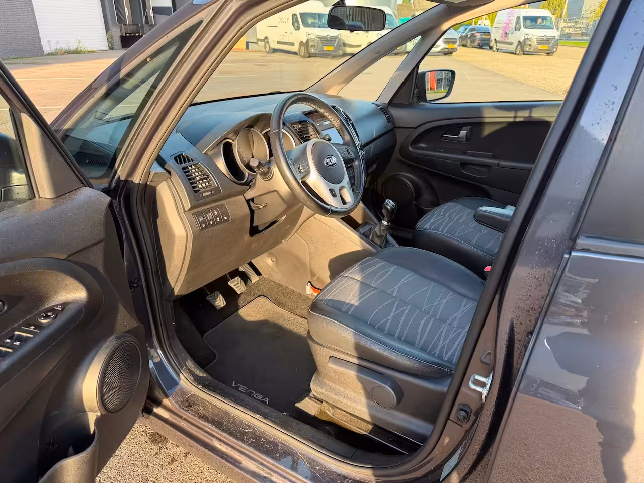 Kia Venga 1.4 CVVT Edition PANORAMADAK/DEALERONDERHOUDEN/CAMERA