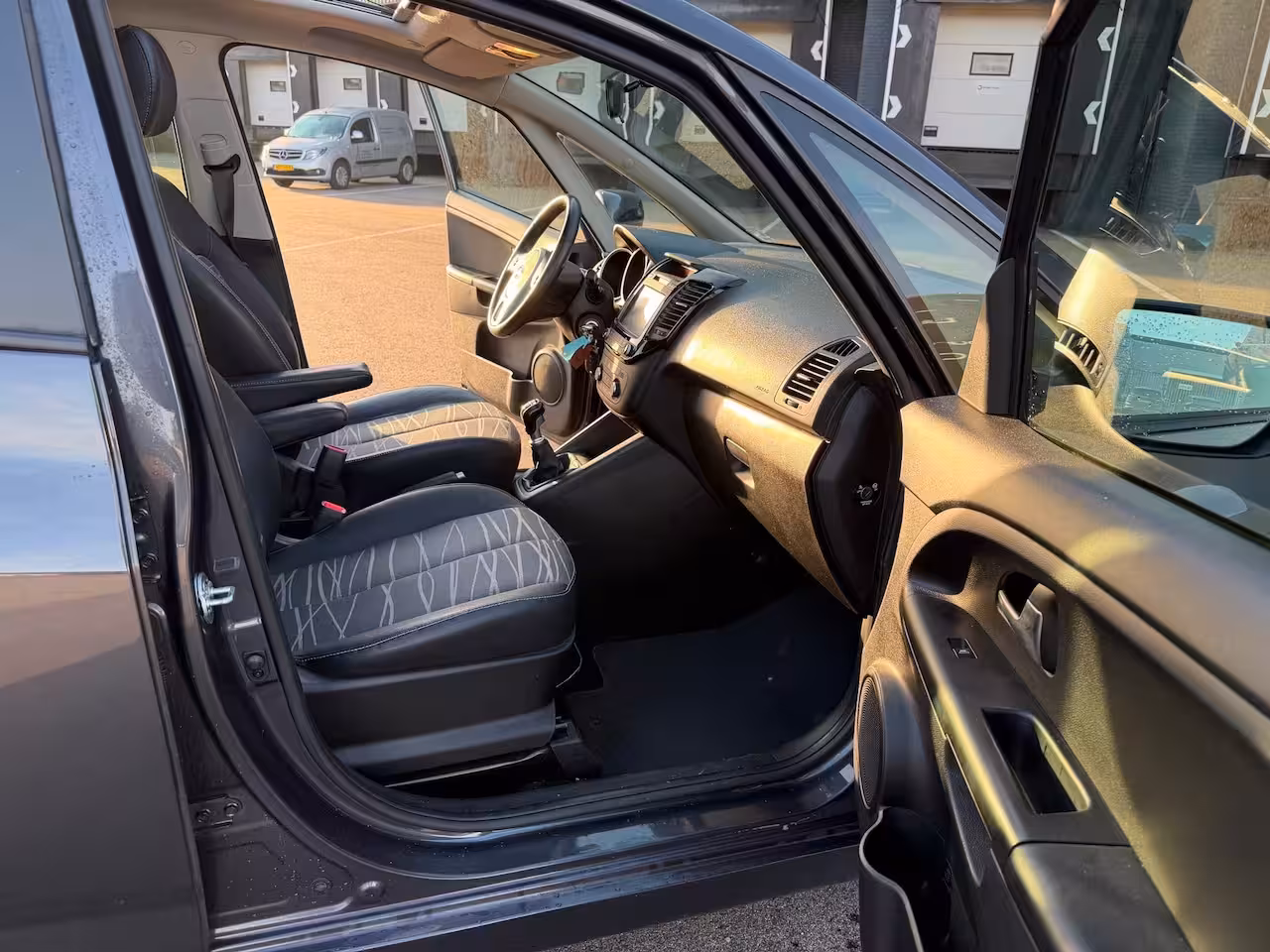 Kia Venga 1.4 CVVT Edition PANORAMADAK/DEALERONDERHOUDEN/CAMERA