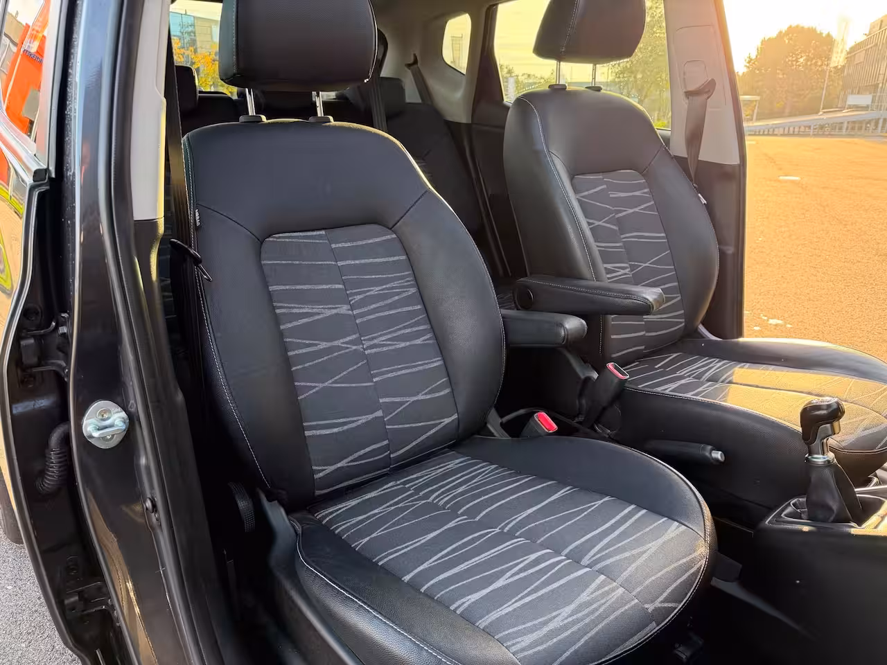 Kia Venga 1.4 CVVT Edition PANORAMADAK/DEALERONDERHOUDEN/CAMERA