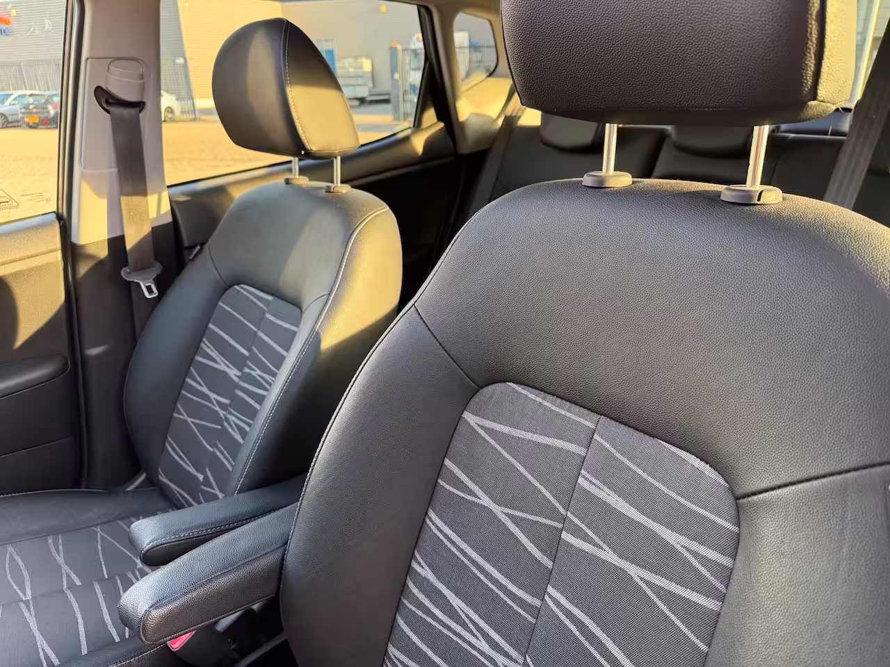 Kia Venga 1.4 CVVT Edition PANORAMADAK/DEALERONDERHOUDEN/CAMERA