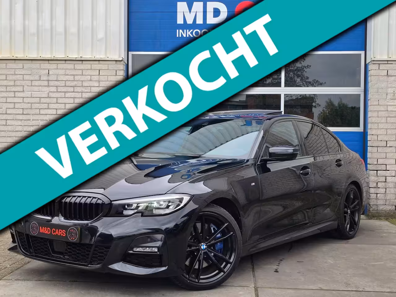 BMW 3-serie 330i High Executive AUTOMAAT/M PAKKET/SCHUIFDAK/PDC