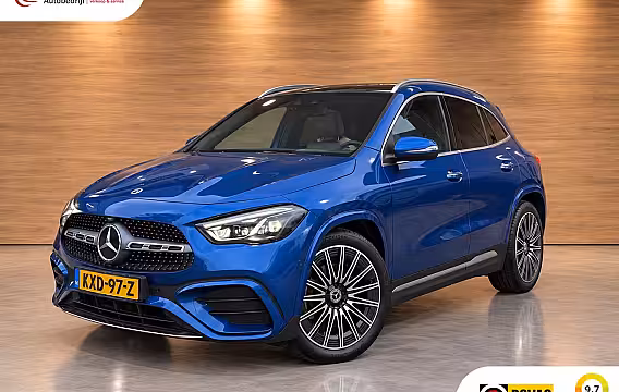 Mercedes-Benz GLA-Klasse 180 AMG Line MILD-HYBRID PANO LEER HEAD UP