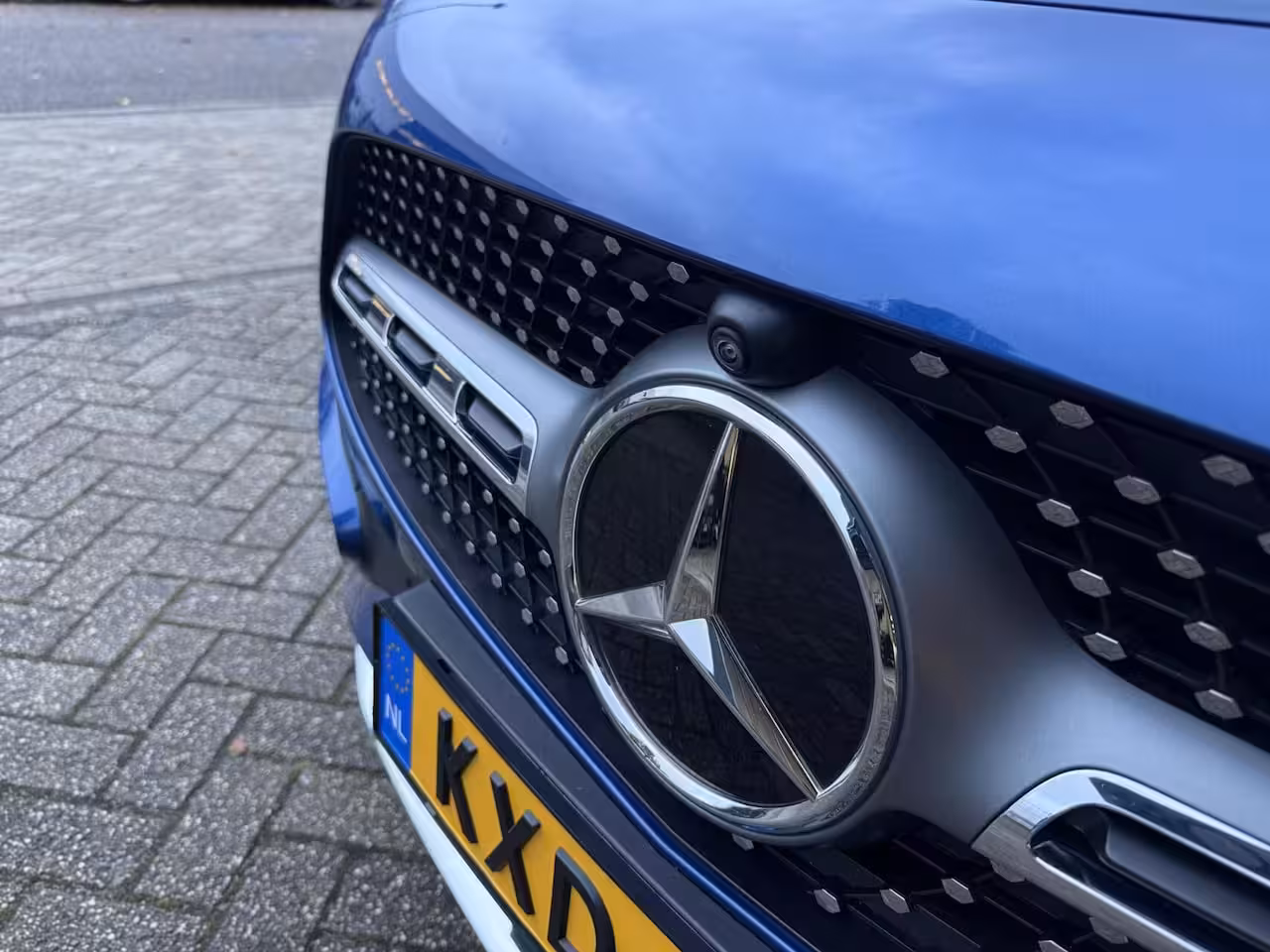 Mercedes-Benz GLA-Klasse 180 AMG Line MILD-HYBRID PANO LEER HEAD UP