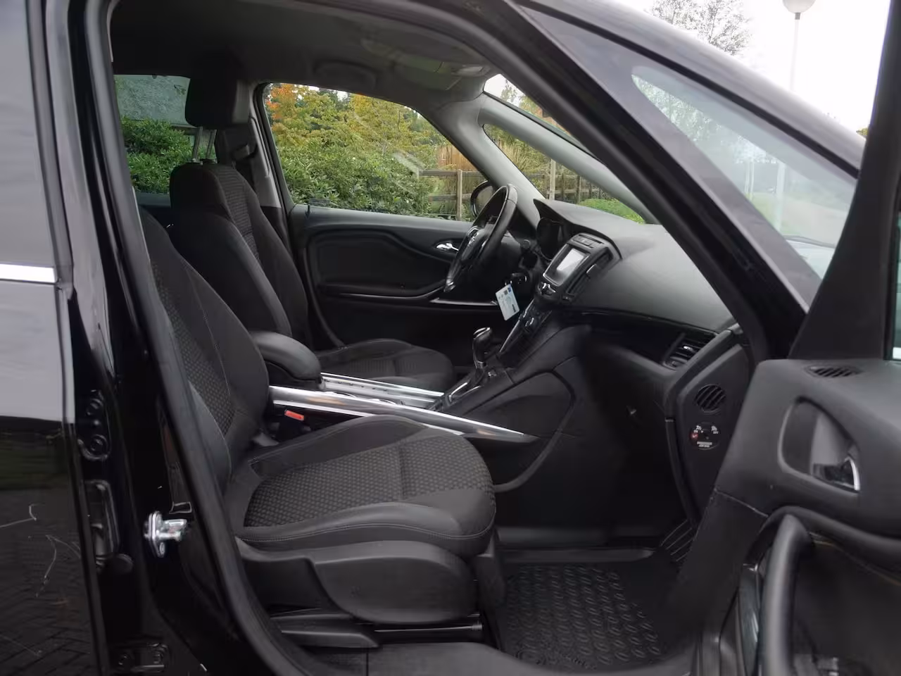Opel Zafira 1.4 Turbo Online Edition 7p. | 7-persoons | Camera | Trekhaak | Automaat | Apple Carplay |