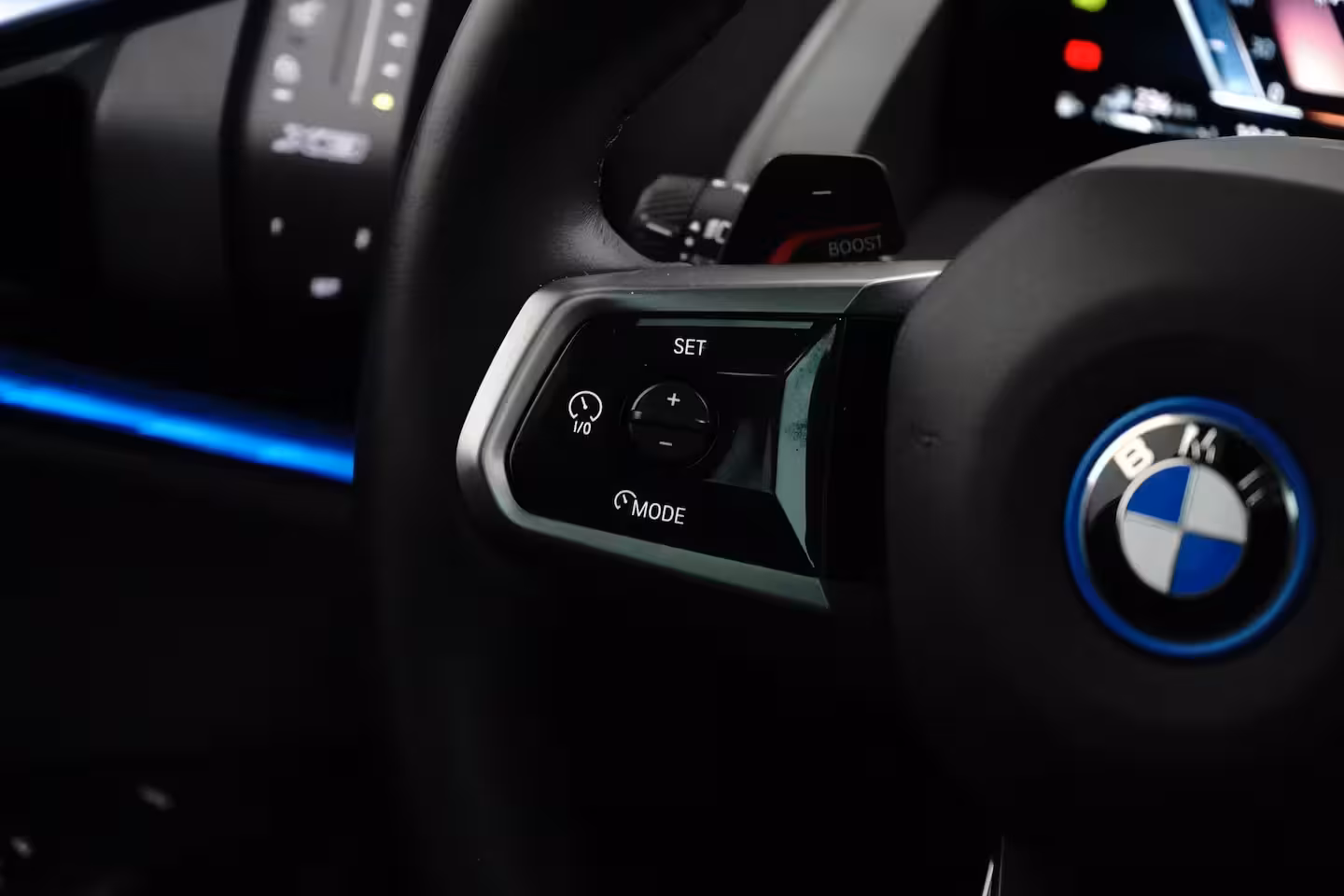 BMW X3 30e xDrive | M-SPORT | 360° CAMERA | PANODAK | ADAPTIVE CRUISE | ELEKTR. STOEL INCL MEMORY