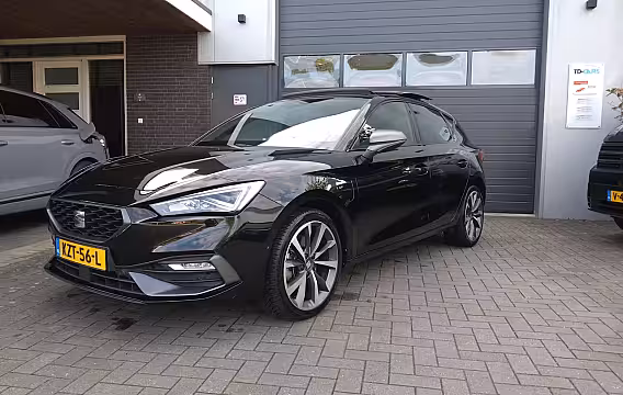 Seat Leon 1.4 TSI eHybrid PHEV FR Business Intense 1e eigenaar! *Panorama dak * Allseason banden *