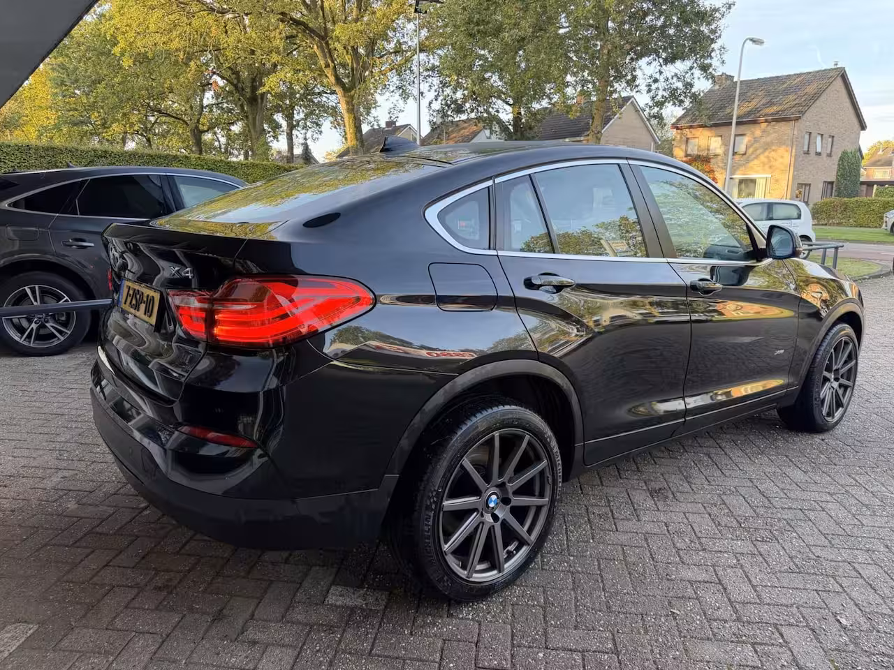 BMW X4 xDrive20d High Executive Led, Leer, Head-Up, Navi, LM