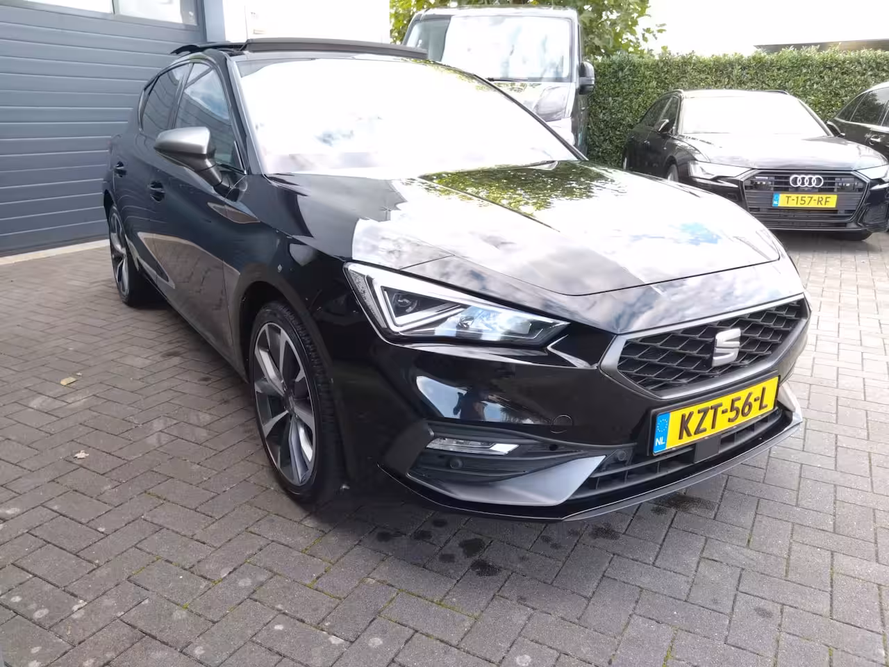 Seat Leon 1.4 TSI eHybrid PHEV FR Business Intense 1e eigenaar! *Panorama dak * Allseason banden *