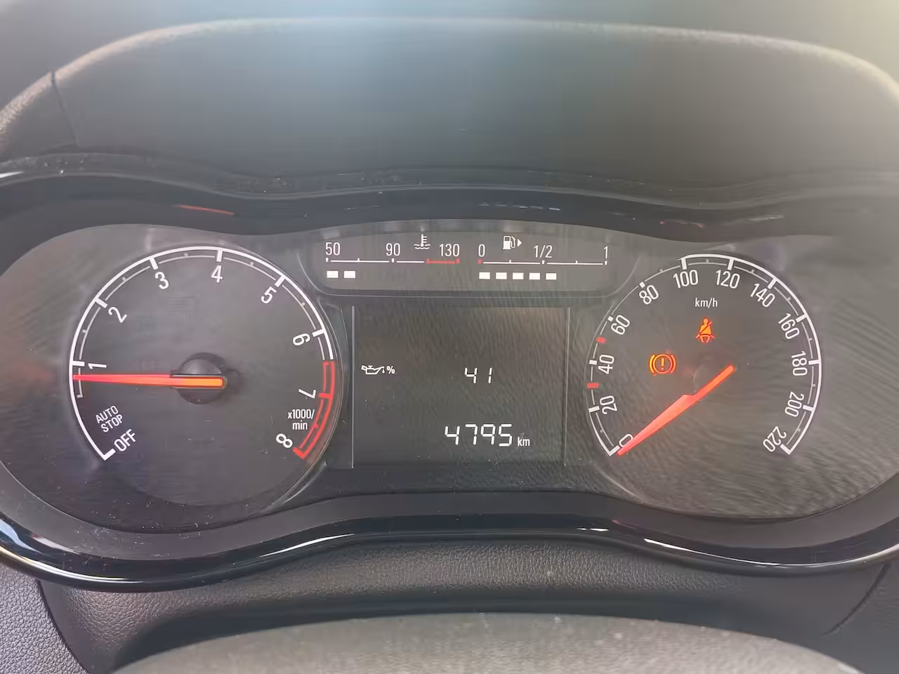 Opel Karl 1.0 Rocks Online Edition (4.795 KM) Rijklaar “Sinds 1970 | 5.000+ reviews | Score 9, 5 | S